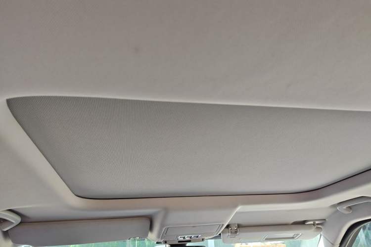 Used Land Rover Discovery 2018 3.0 SC V6 SE Headliner