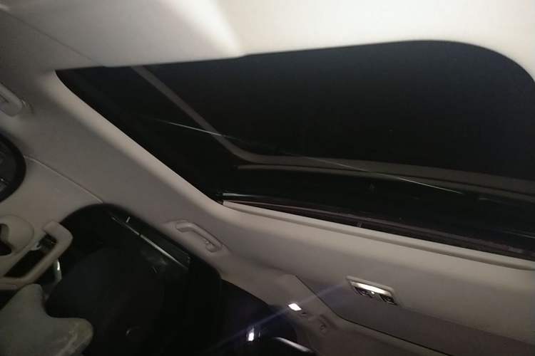 Used Land Rover Discovery 2018 3.0 SC V6 SE Headliner