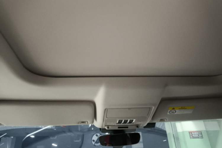 Used Land Rover Discovery 2018 3.0 SC V6 HSE Headliner