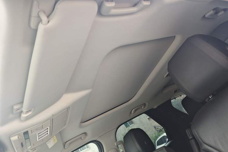 Used Land Rover Discovery 2018 3.0 SC V6 HSE Headliner