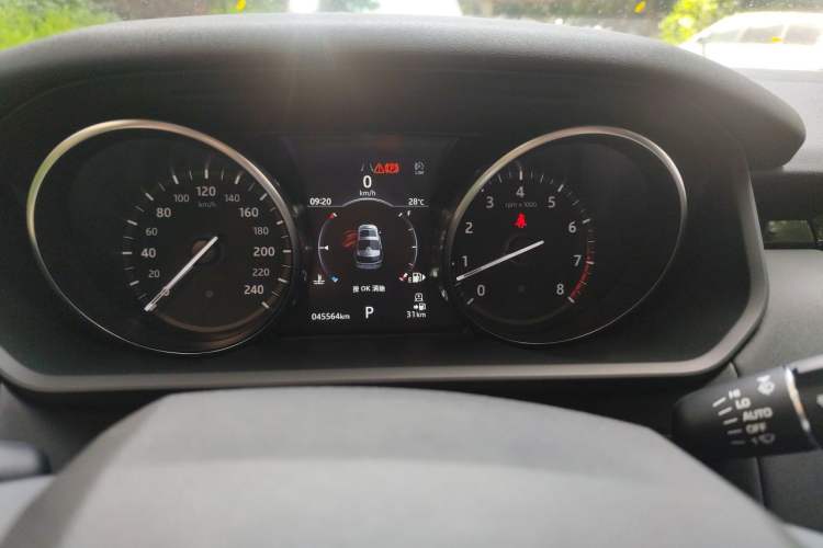 Used Land Rover Discovery 2018 3.0 SC V6 SE Instrument Cluster