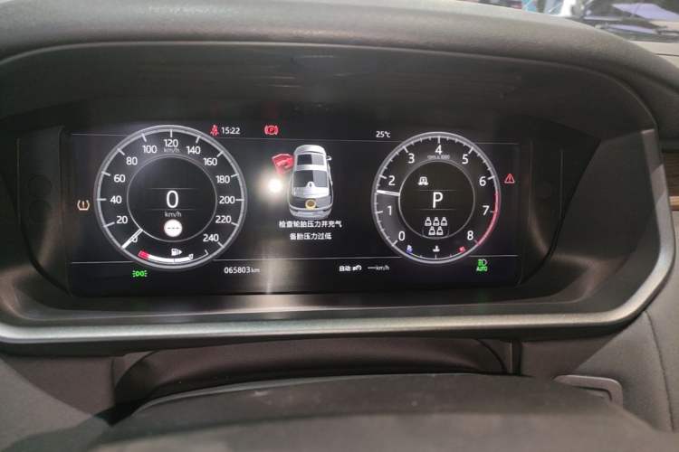Used Land Rover Discovery 2018 3.0 SC V6 HSE Instrument Cluster