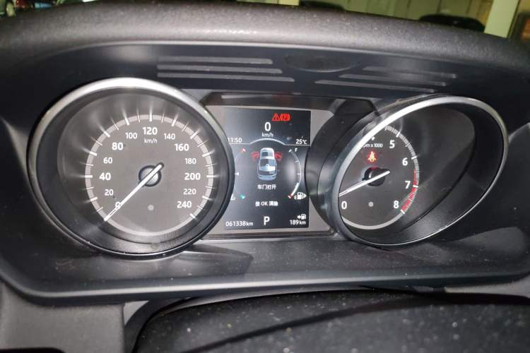 Used Land Rover Discovery 2018 5th Generation 3.0T Si6 HSE 7-Seater U.S. Specification Instrument Cluster