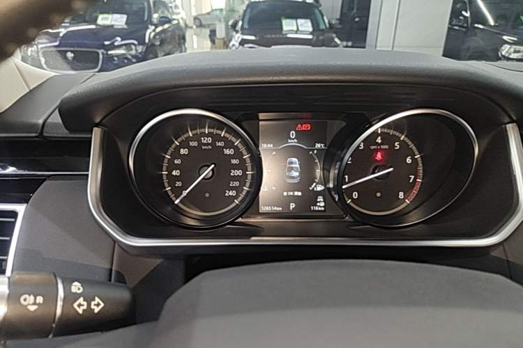 Used Land Rover Discovery 2018 2.0T Special Edition Instrument Cluster