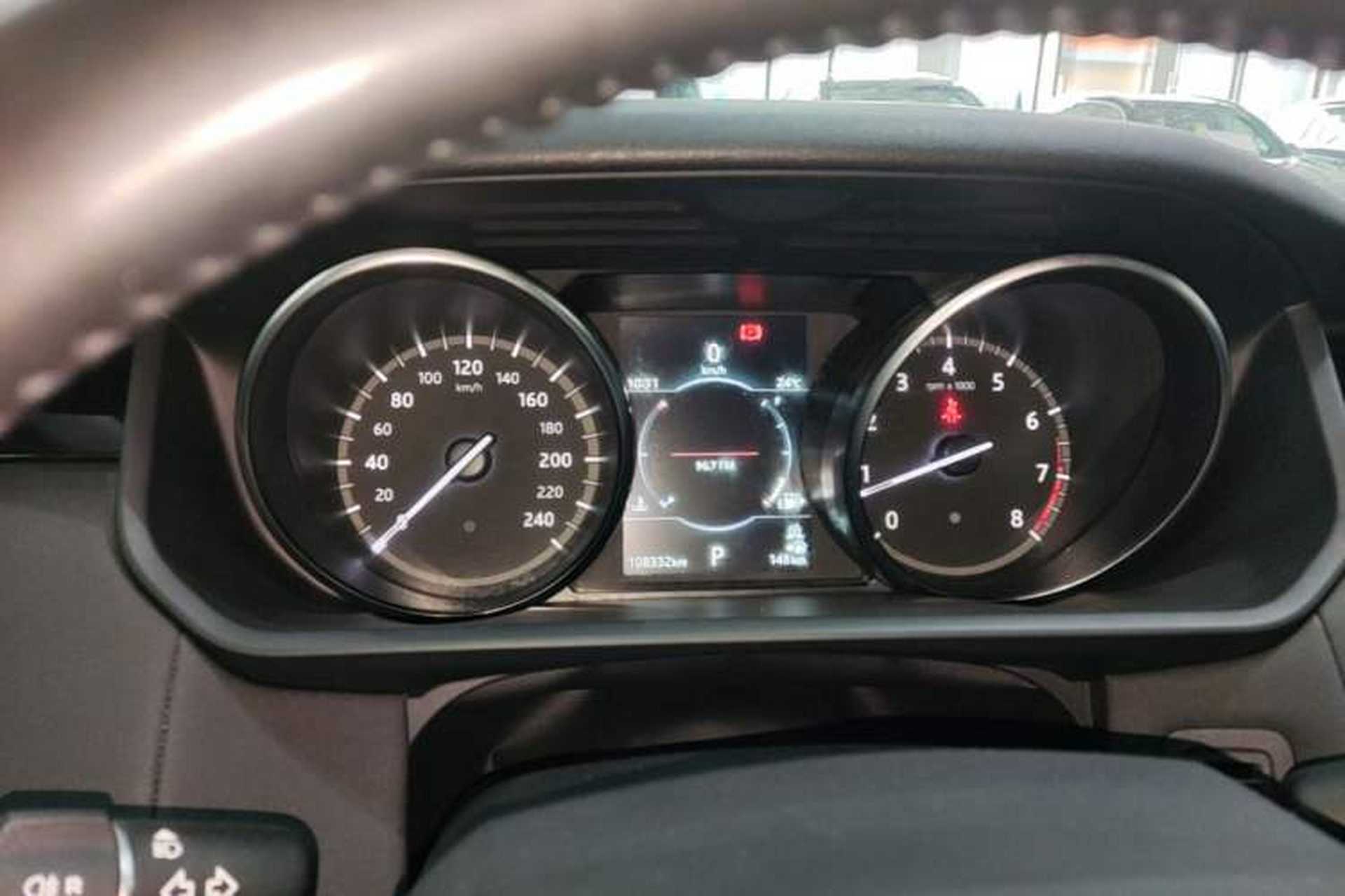 Used Land Rover Discovery 2018 2.0T SE Instrument Cluster