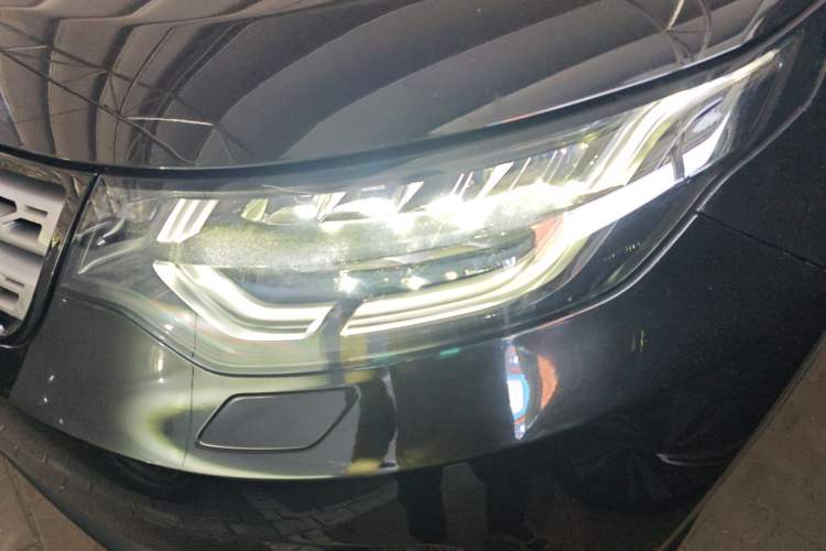 Used Land Rover Discovery 2018 3.0 SC V6 HSE Left Front Headlight