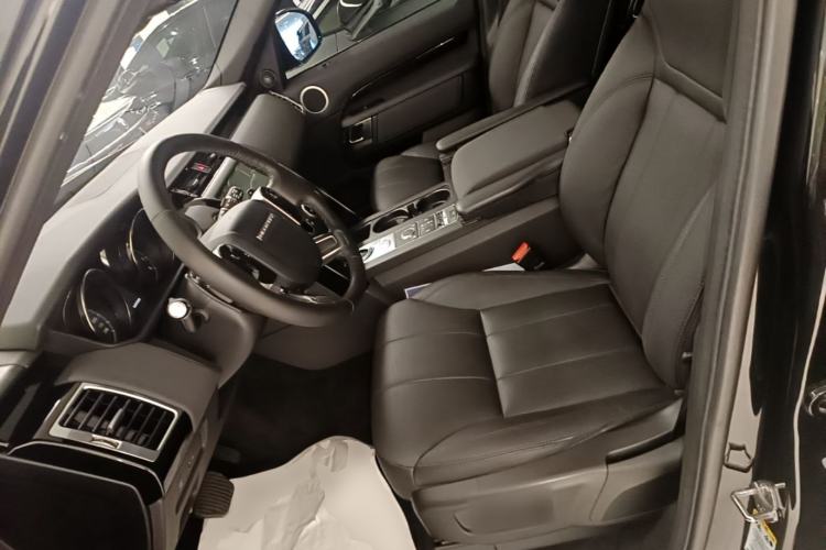 Used Land Rover Discovery 2018 3.0 SC V6 SE Left Front Seat