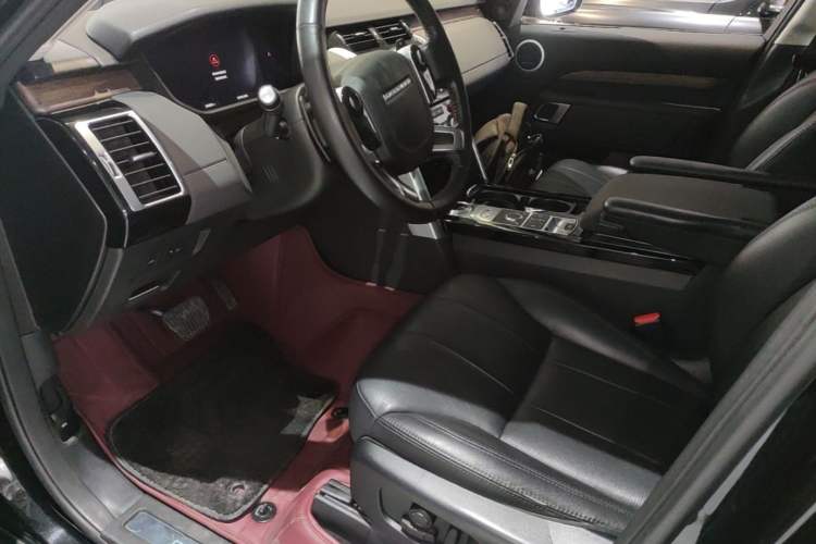 Used Land Rover Discovery 2018 3.0 SC V6 HSE Left Front Seat
