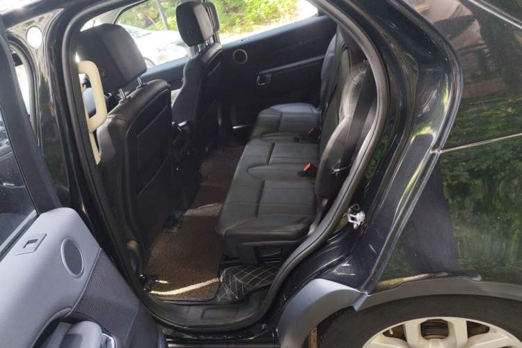 Used Land Rover Discovery 2018 3.0 SC V6 SE Left Rear Seat