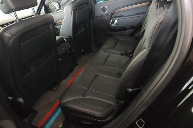Used Land Rover Discovery 2018 3.0 SC V6 HSE Left Rear Seat