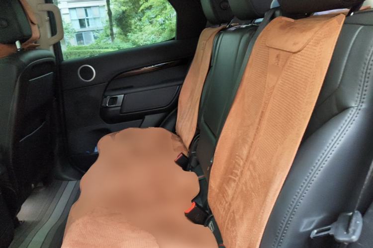 Used Land Rover Discovery 2018 3.0 SC V6 SE Left Rear Seat