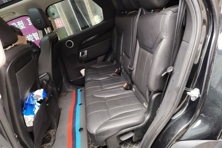 Used Land Rover Discovery 2018 3.0 SC V6 SE Left Rear Seat
