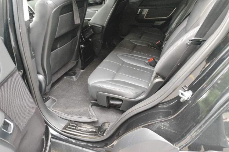 Used Land Rover Discovery 2018 2.0T Special Edition Left Rear Seat