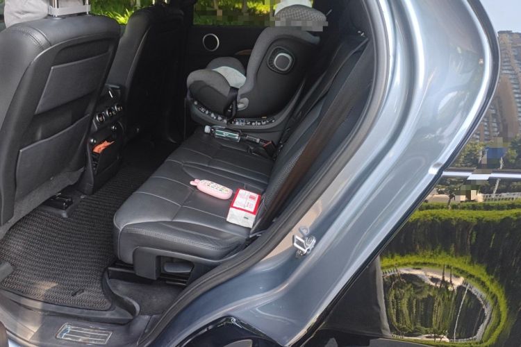 Used Land Rover Discovery 2018 3.0 SC V6 HSE Left Rear Seat