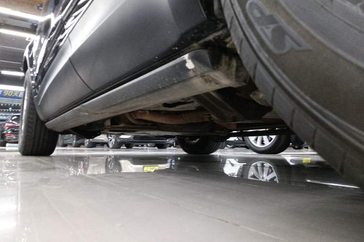 Used Land Rover Discovery 2018 3.0 SC V6 SE Left Side Sill