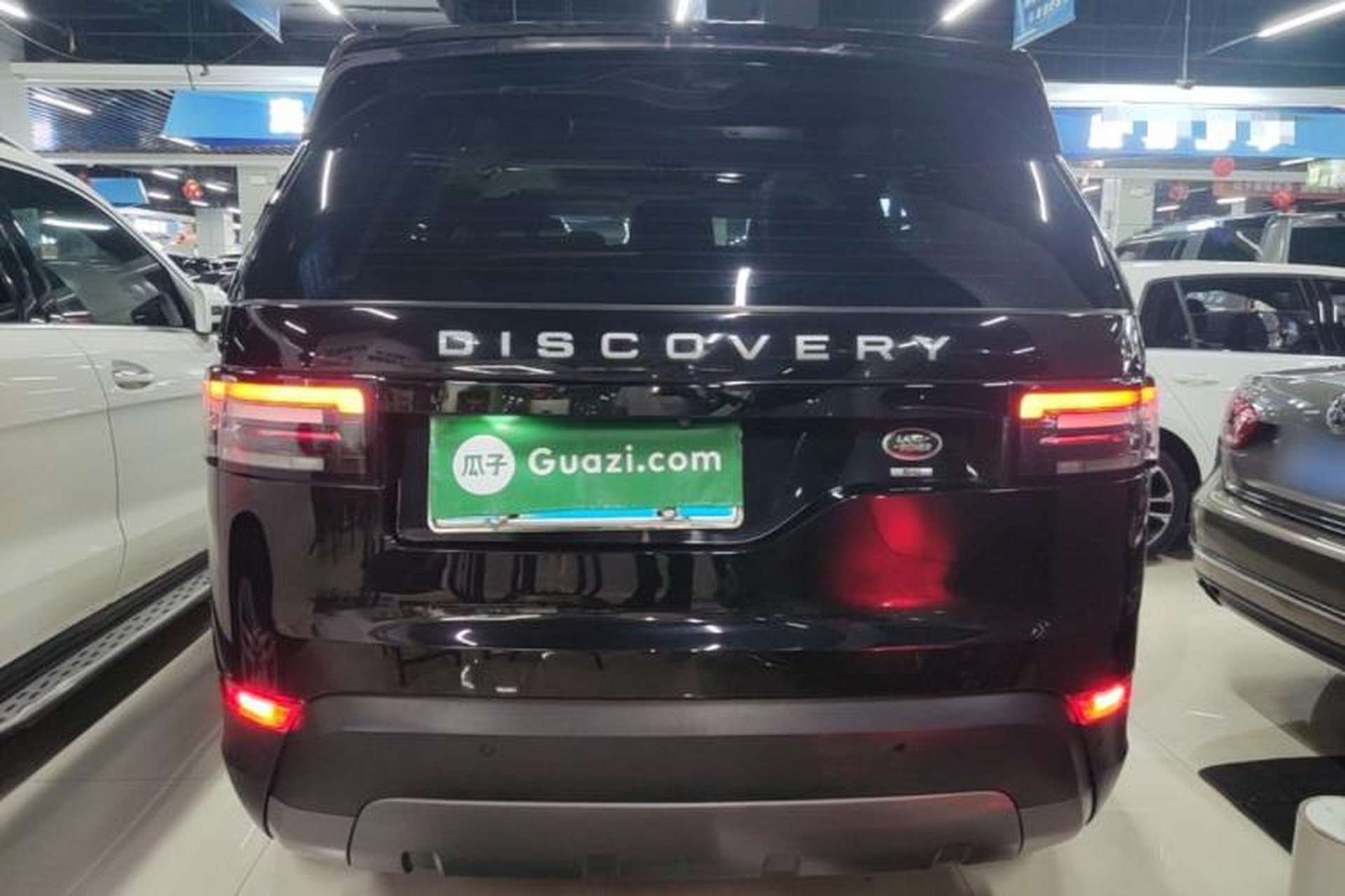 Used Land Rover Discovery 2018 3.0 SC V6 SE Rear