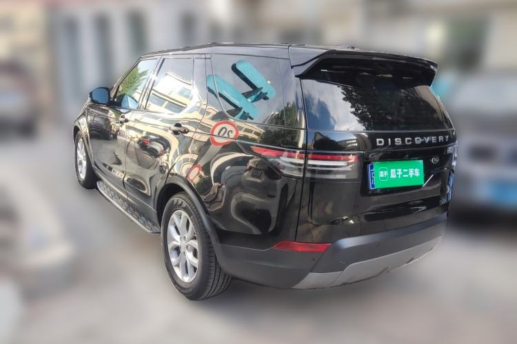 Used Land Rover Discovery 2018 2.0T SE Rear Left 45 Deg