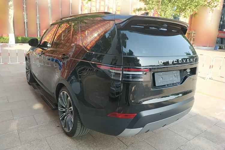 Used Land Rover Discovery 2018 3.0 SC V6 SE Rear Left 45 Deg