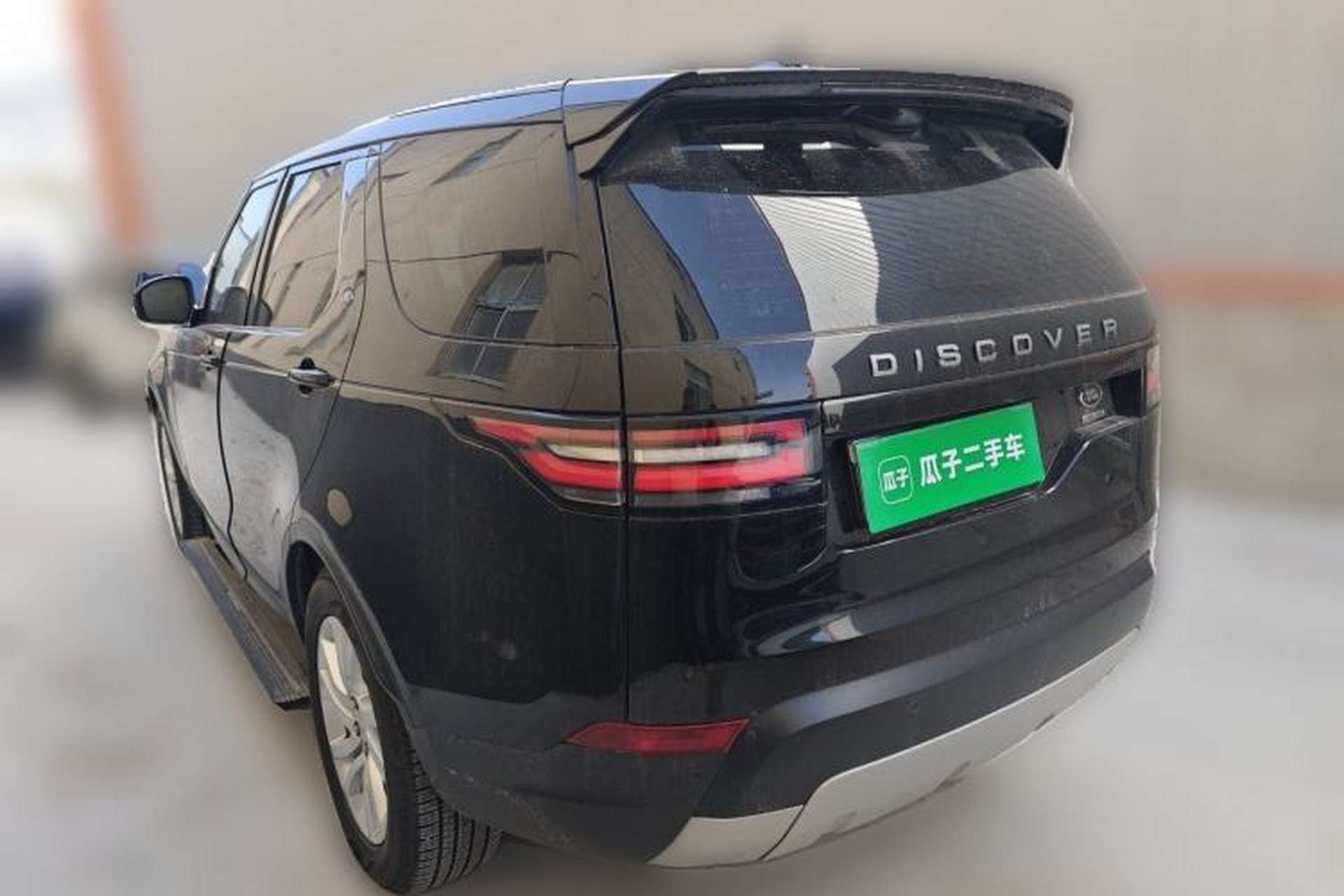 Used Land Rover Discovery 2018 3.0 SC V6 HSE Rear Left 45 Deg