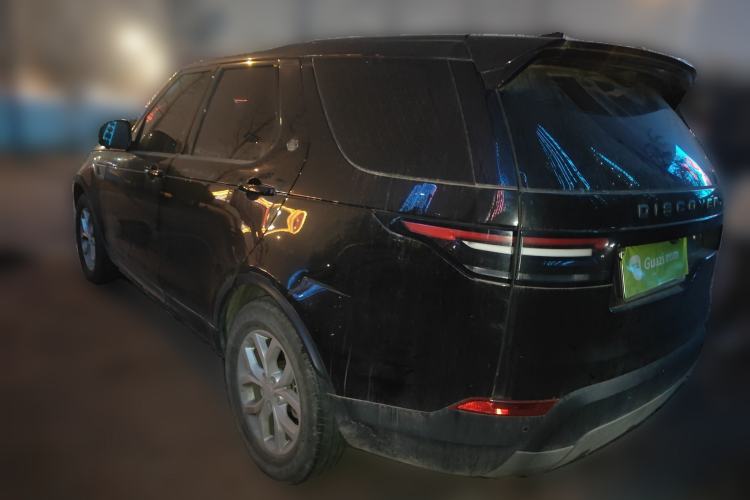 Used Land Rover Discovery 2018 2.0T SE Rear Left 45 Deg