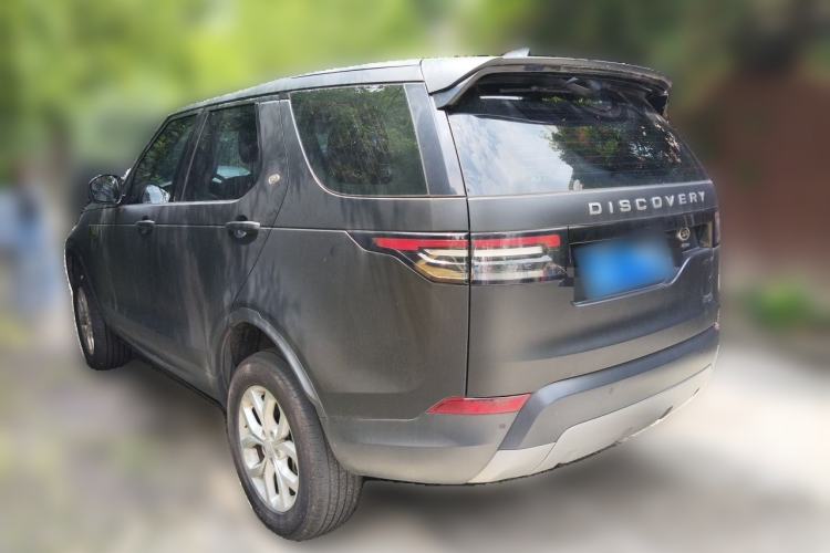 Used Land Rover Discovery 2018 3.0 SC V6 SE Rear Left 45 Deg