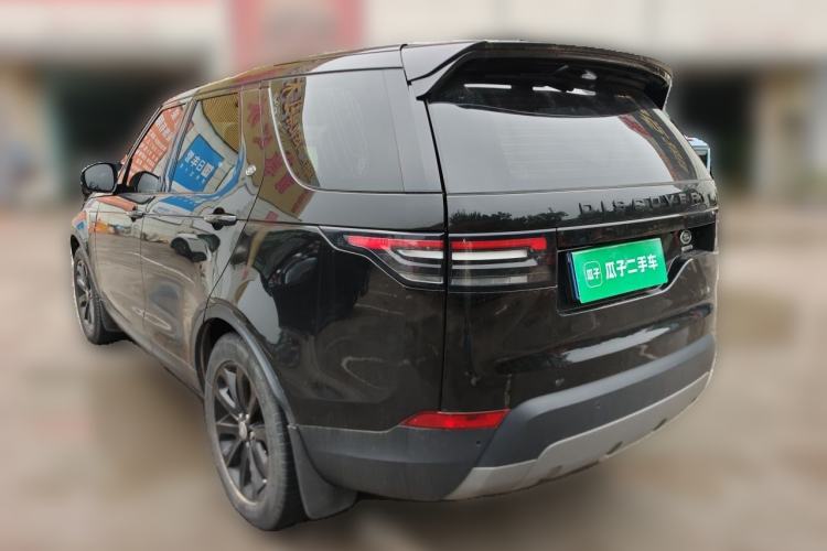 Used Land Rover Discovery 2018 2.0T SE Rear Left 45 Deg