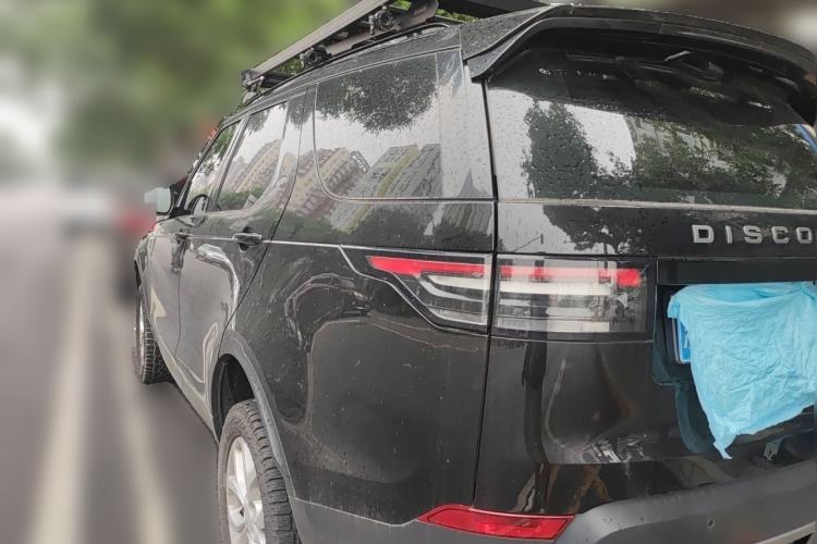 Used Land Rover Discovery 2018 3.0 SC V6 SE Rear Left 45 Deg