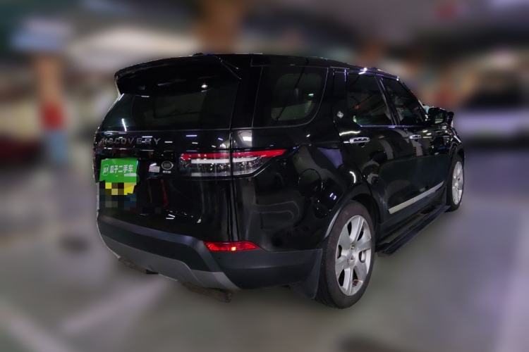 Used Land Rover Discovery 2018 3.0 SC V6 SE Rear Right 45 Deg