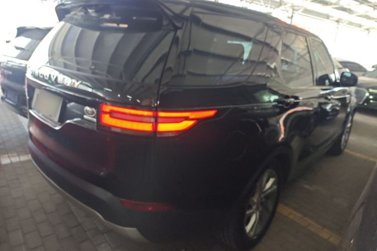 Used Land Rover Discovery 2018 3.0 SC V6 HSE Rear Right 45 Deg