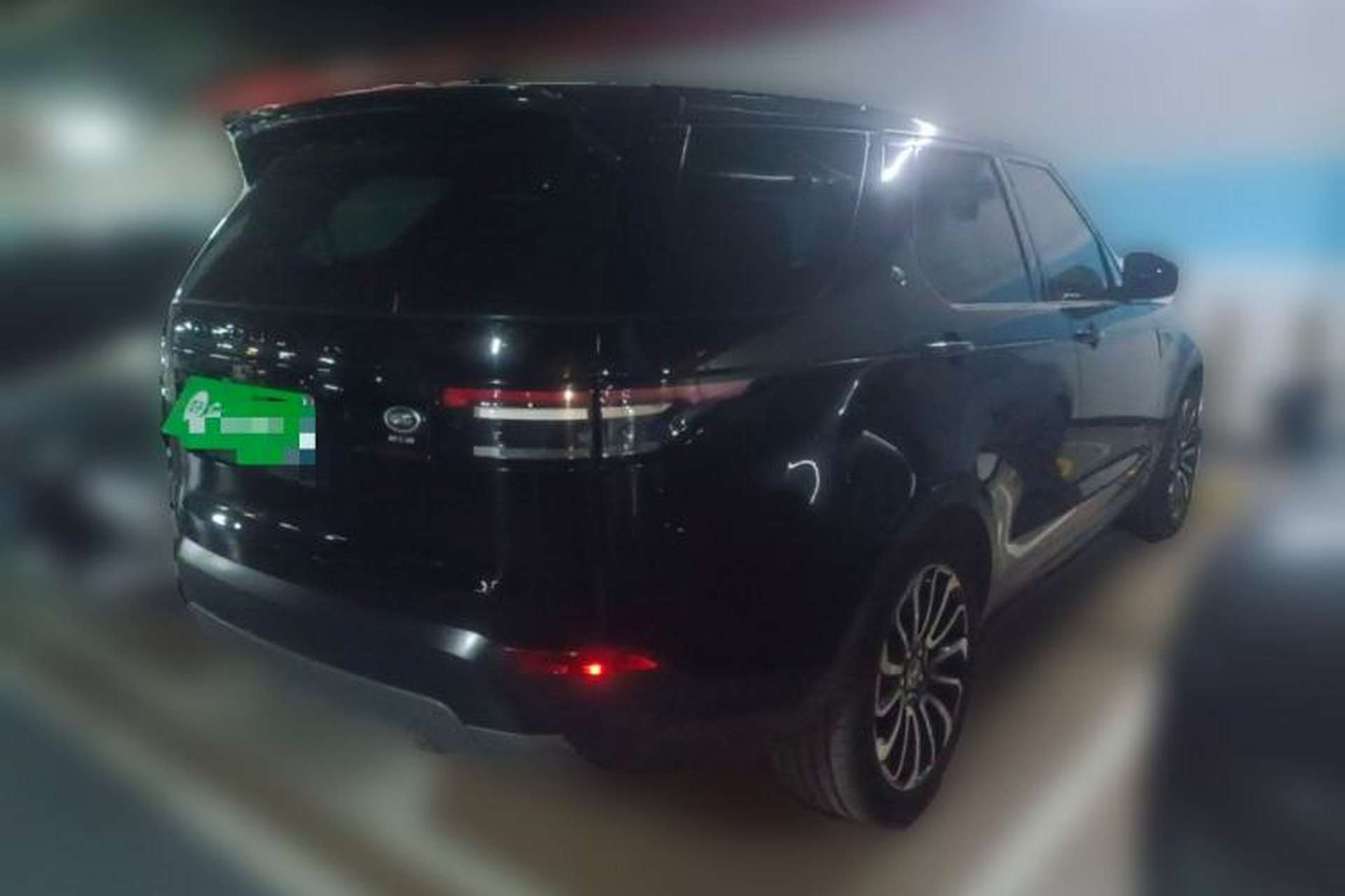 Used Land Rover Discovery 2018 3.0 SC V6 SE Rear Right 45 Deg