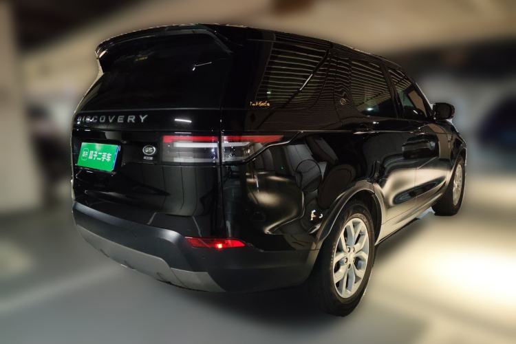 Used Land Rover Discovery 2018 5th Generation 3.0T Si6 HSE 7-Seater U.S. Specification Rear Right 45 Deg