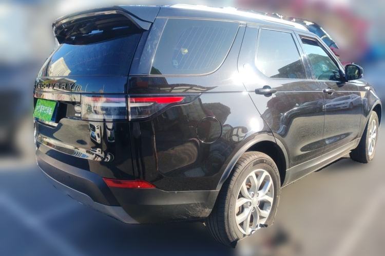 Used Land Rover Discovery 2018 3.0 SC V6 SE Rear Right 45 Deg