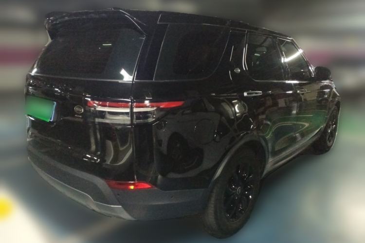 Used Land Rover Discovery 2018 3.0 SC V6 SE Rear Right 45 Deg