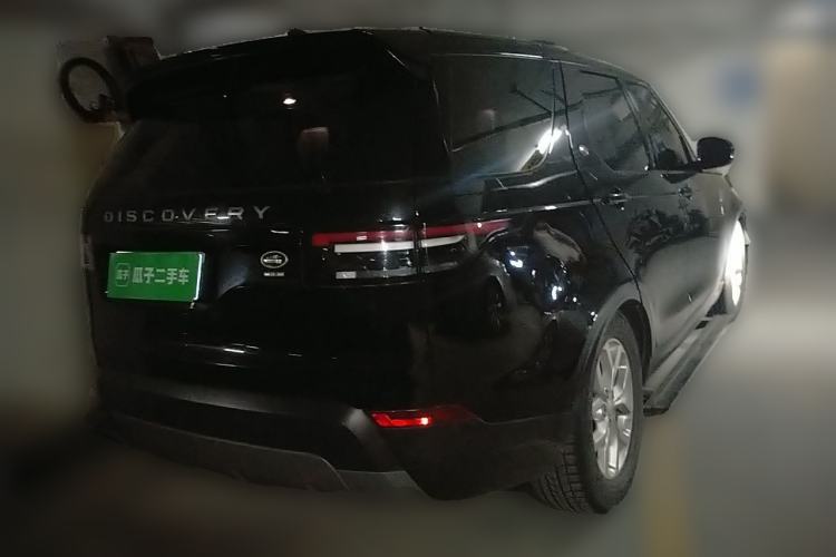 Used Land Rover Discovery 2018 3.0 SC V6 SE Rear Right 45 Deg
