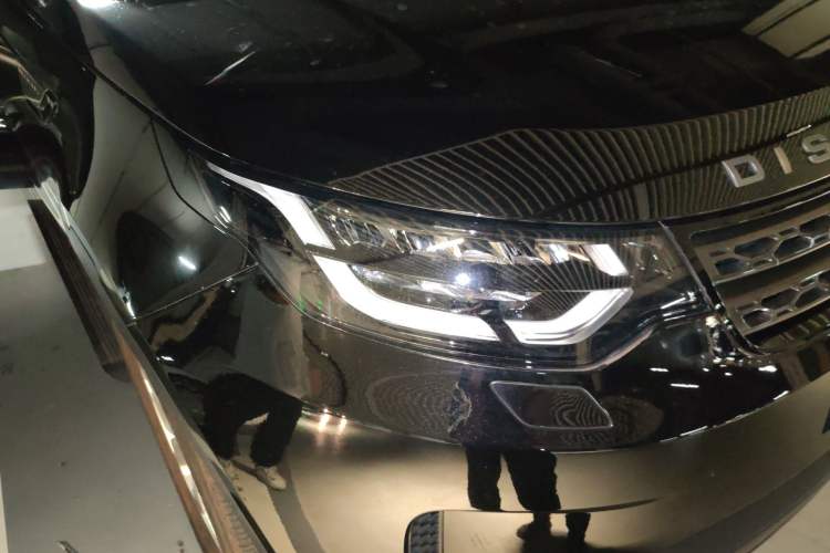 Used Land Rover Discovery 2018 5th Generation 3.0T Si6 HSE 7-Seater U.S. Specification Right Front Headlight