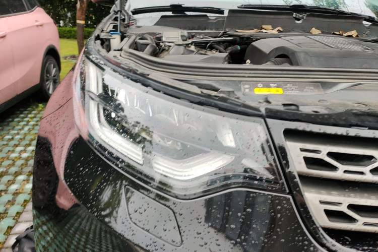Used Land Rover Discovery 2018 3.0 SC V6 SE Right Front Headlight