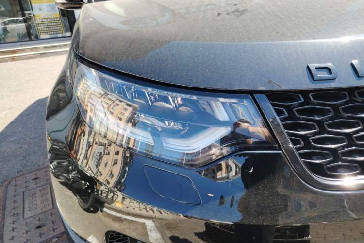 Used Land Rover Discovery 2018 2.0T SE Right Front Headlight