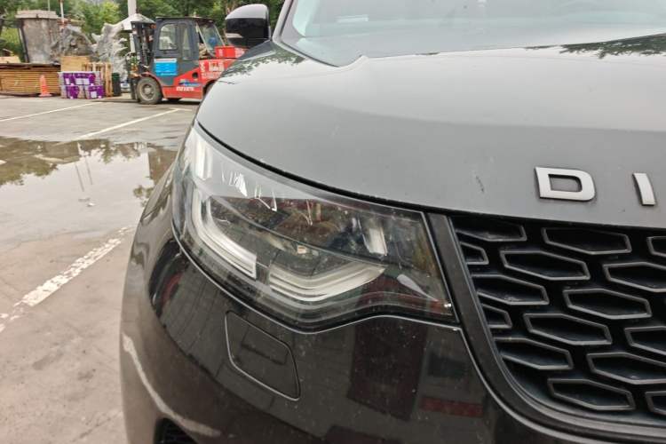 Used Land Rover Discovery 2018 2.0T SE Right Front Headlight