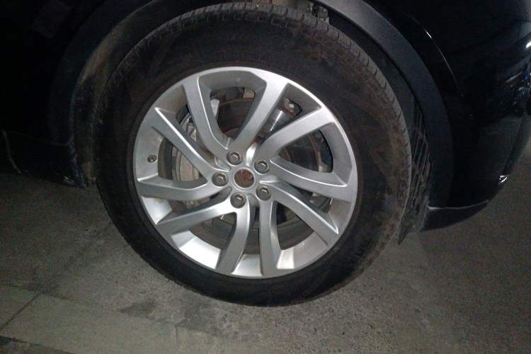 Used Land Rover Discovery 2018 3.0 SC V6 HSE Right Front Wheel Hub