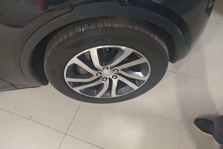 Used Land Rover Discovery 2018 3.0 SC V6 HSE Right Front Wheel Hub
