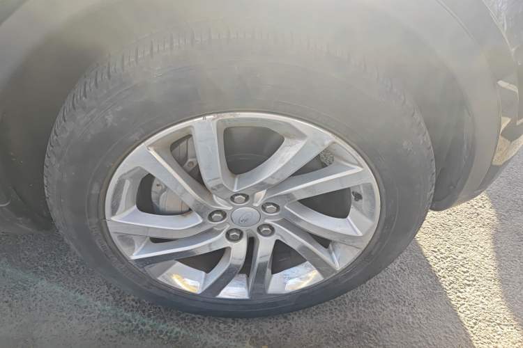 Used Land Rover Discovery 2018 3.0 SC V6 HSE Right Front Wheel Hub