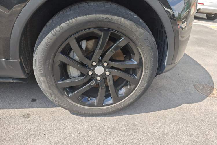 Used Land Rover Discovery 2018 3.0 SC V6 HSE Right Front Wheel Hub