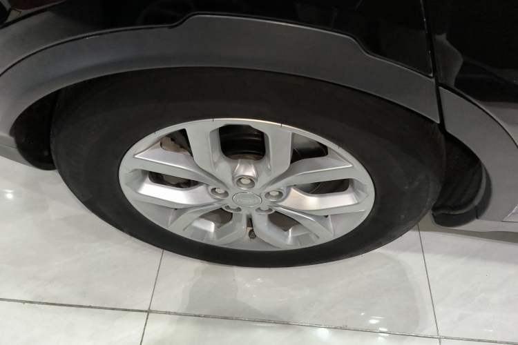 Used Land Rover Discovery 2018 3.0 SC V6 SE Right Rear Wheel Hub