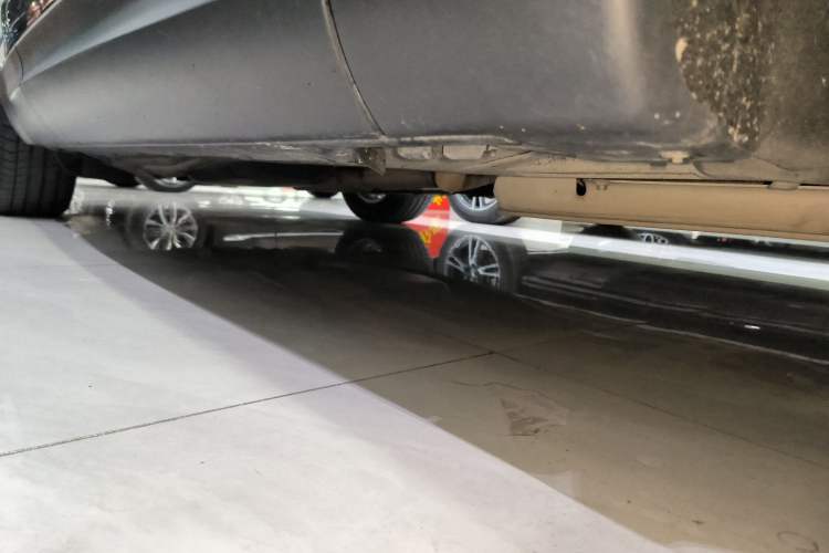 Used Land Rover Discovery 2018 3.0 SC V6 SE Right Side Sill
