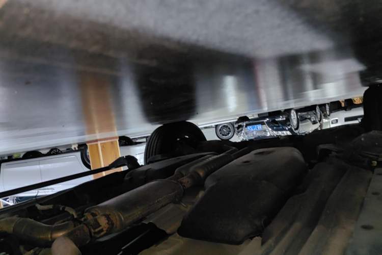 Used Land Rover Discovery 2018 3.0 SC V6 SE Right Side Sill