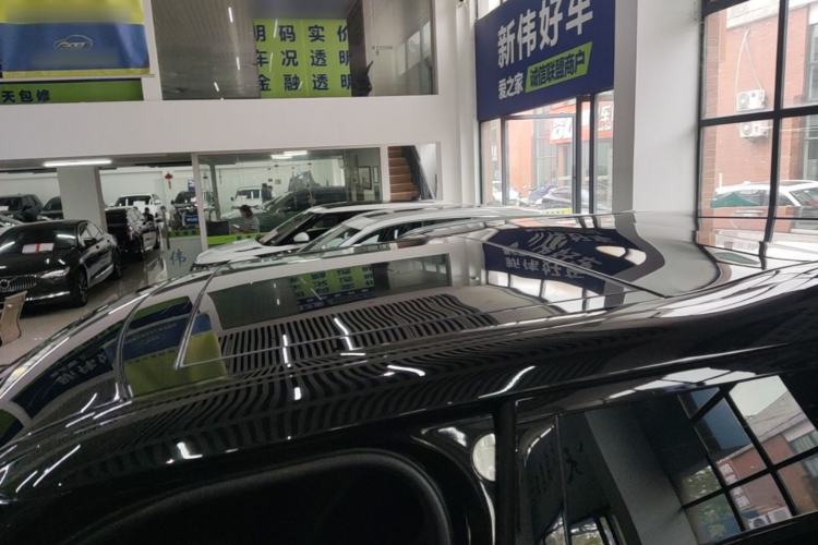Used Land Rover Discovery 2018 2.0T SE Roof