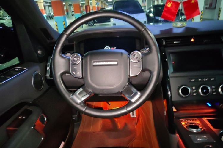 Used Land Rover Discovery 2018 3.0 SC V6 SE Steering Wheel