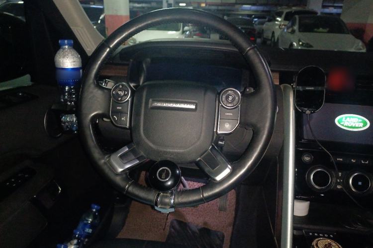 Used Land Rover Discovery 2018 3.0 SC V6 HSE Steering Wheel