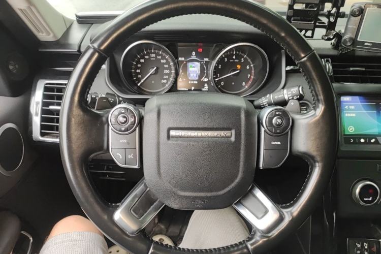 Used Land Rover Discovery 2018 3.0 SC V6 SE Steering Wheel