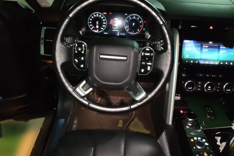 Used Land Rover Discovery 2018 3.0 SC V6 HSE Steering Wheel